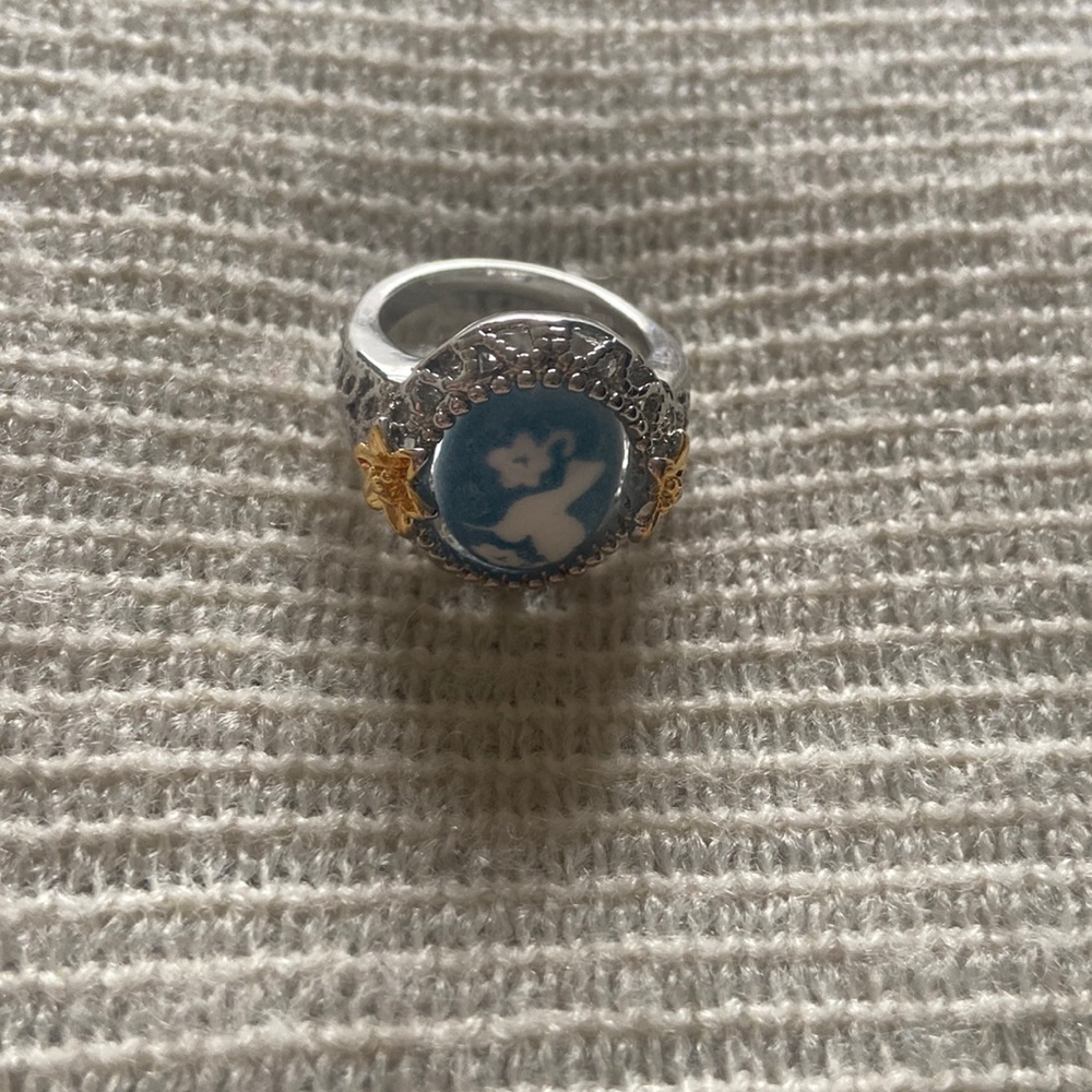 Ring